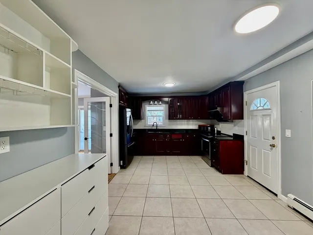 $3,600 | 305 A Safford Street, Unit SF, Quincy, MA 02170