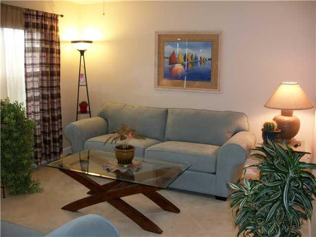 6036 Indrio Road, Unit 5 Fort Pierce, FL 34951 - Photo 12 of 17 Living Room