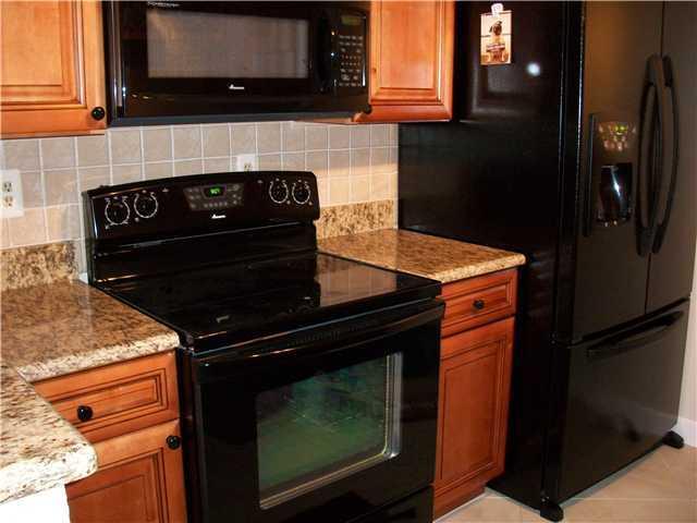 6036 Indrio Road, Unit 5 Fort Pierce, FL 34951 - Photo 14 of 17 Kitchen 1