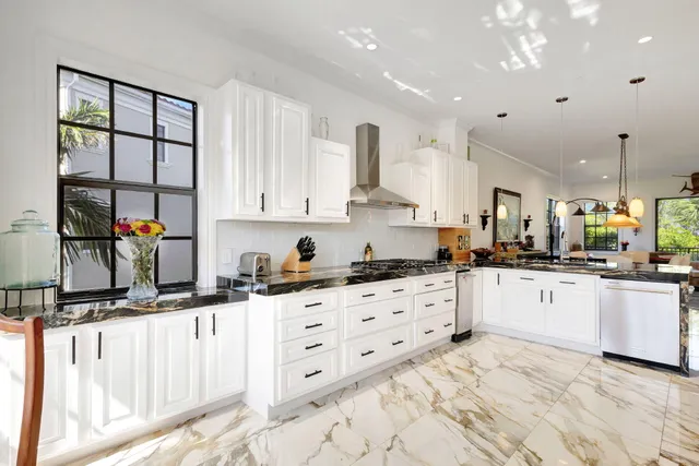 $6,900 | 301 Del Sol Circle, Tequesta, FL 33469