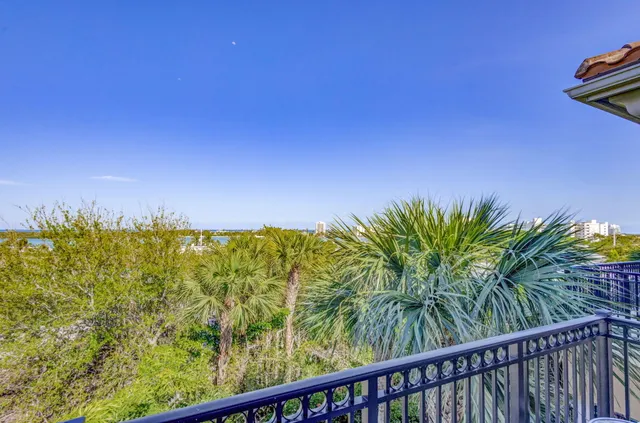 $6,900 | 301 Del Sol Circle, Tequesta, FL 33469