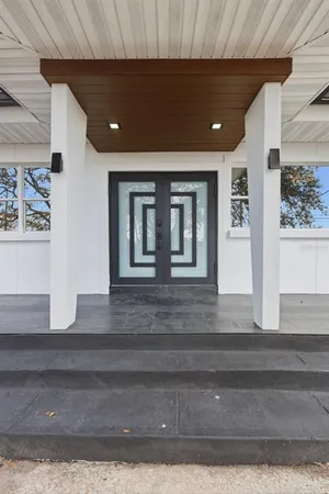 $565,000 | 2061 South Peninsula Drive, Daytona Beach, FL 32118