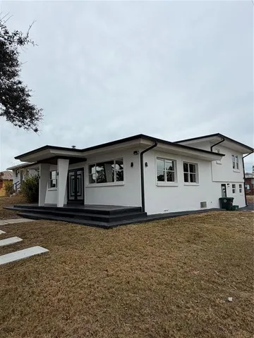 $599,000 | 2061 South Peninsula Drive, Daytona Beach, FL 32118