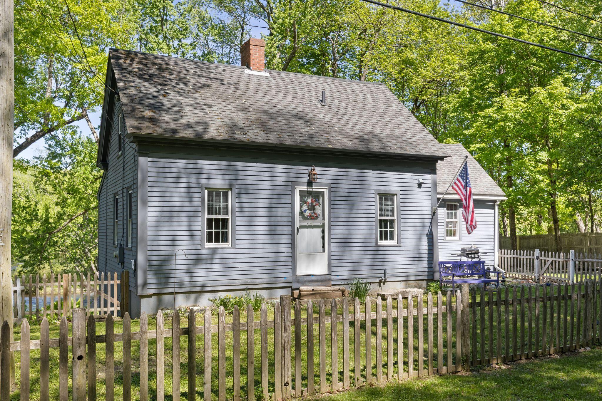 59 Salmon Falls Road Buxton, ME 04093 - Photo 2 of 48 59_Salmon_Falls_Rd_006