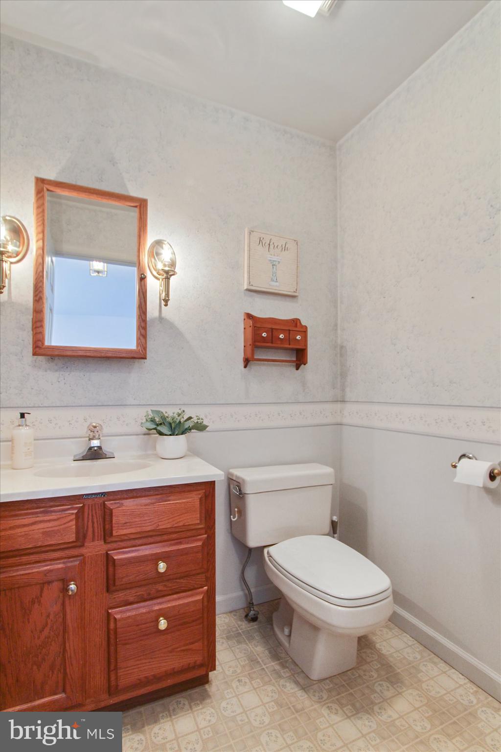 805 Chambers Ridge York, PA 17402 - Photo 13 of 29 Gallery Image 13