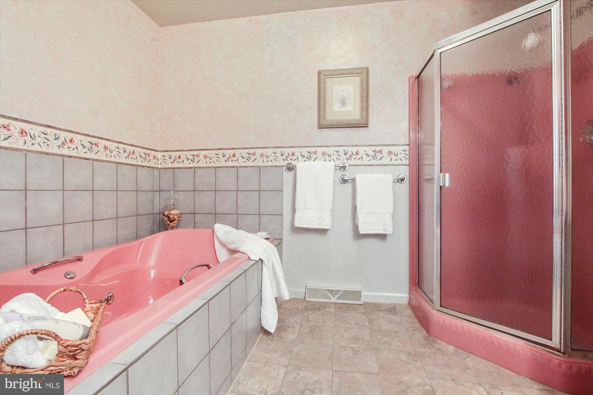 805 Chambers Ridge York, PA 17402 - Photo 20 of 29 Gallery Image 20