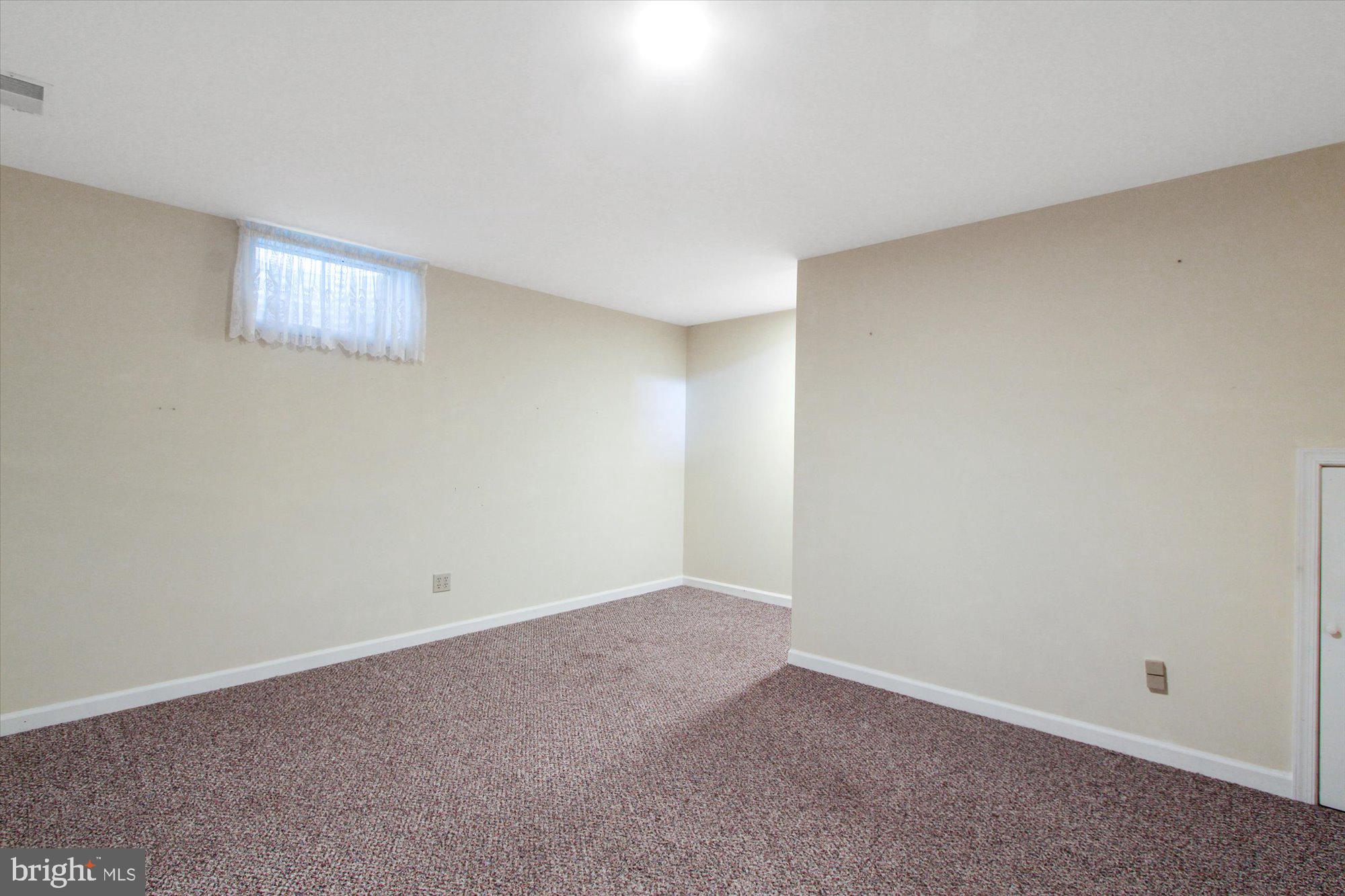 805 Chambers Ridge York, PA 17402 - Photo 22 of 29 Gallery Image 22