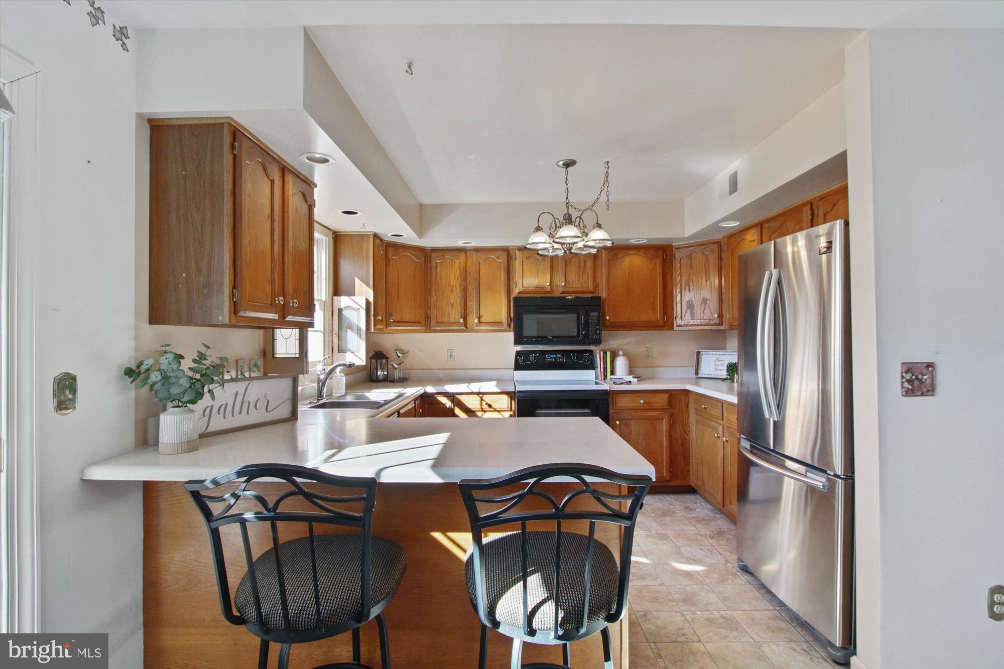 805 Chambers Ridge York, PA 17402 - Photo 9 of 29 Gallery Image 9