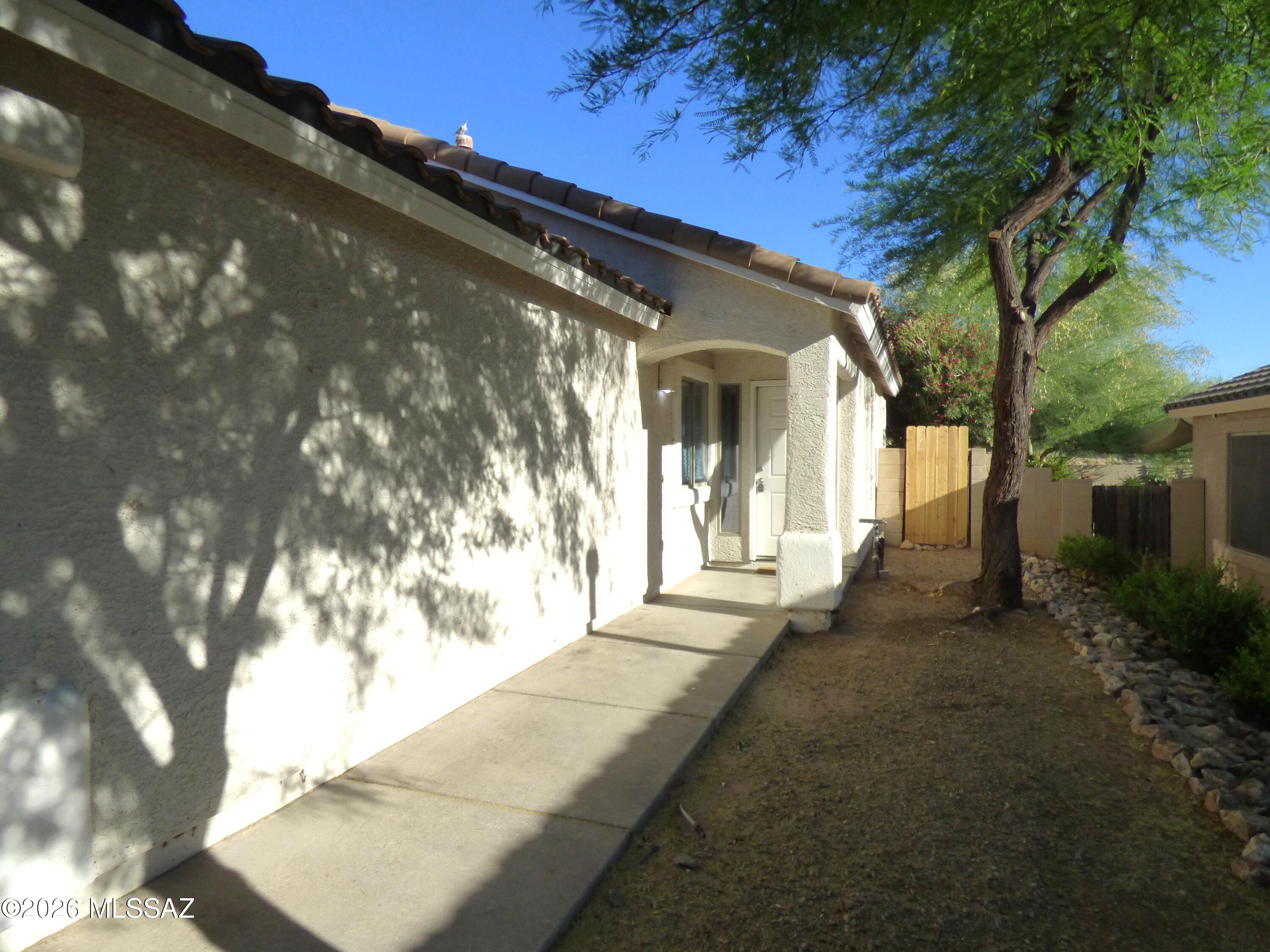 60499 Alpine Way Tucson, AZ 85739 - Photo 3 of 29