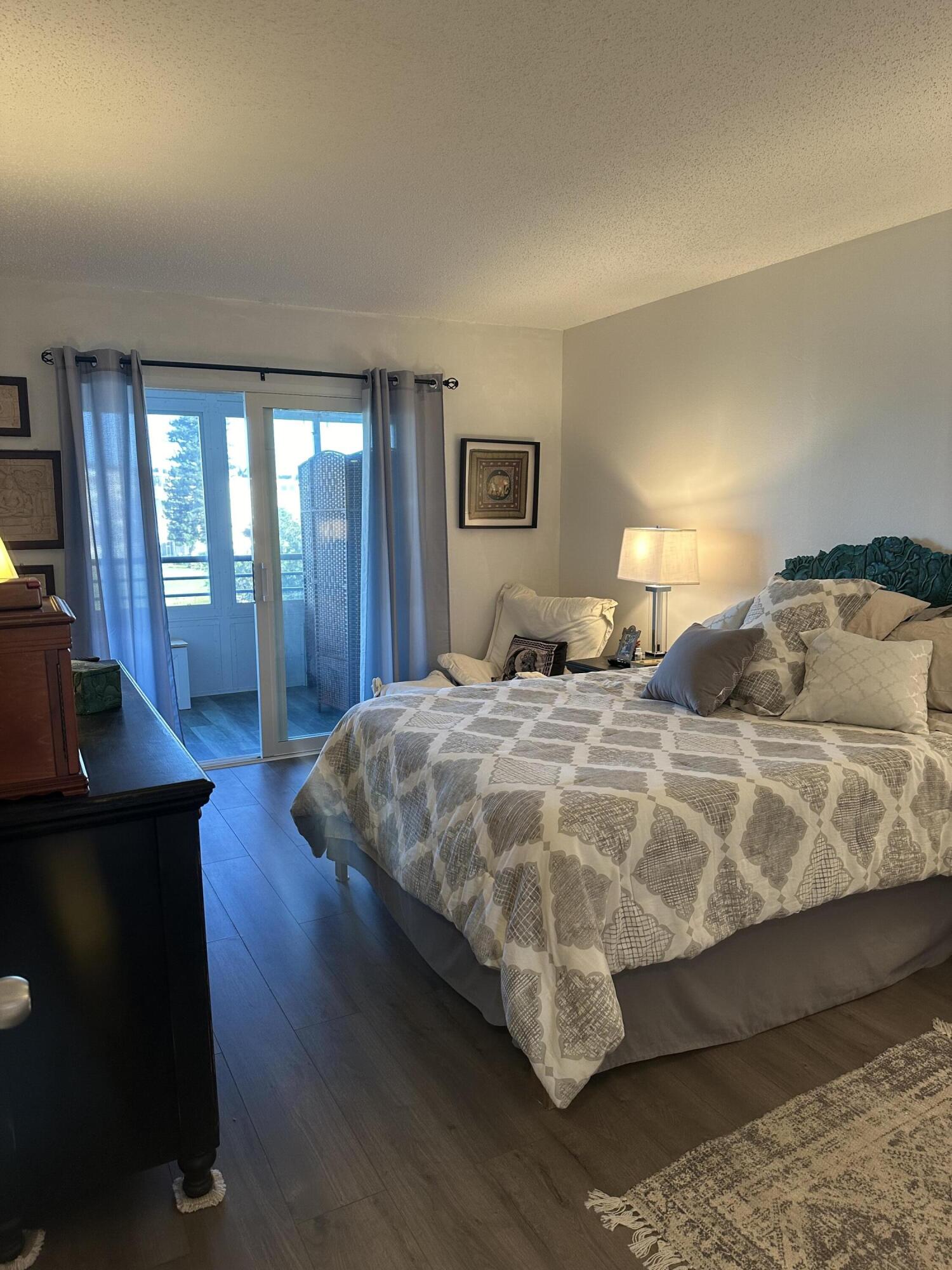 3030 Guildford East, Unit 3030 Boca Raton, FL 33434 - Photo 11 of 18 Primary Bedroom-2