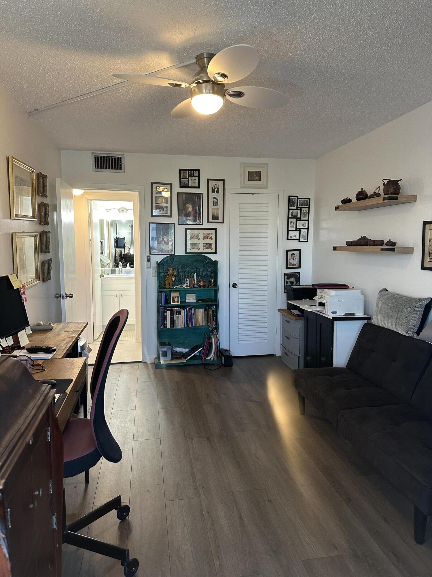 3030 Guildford East, Unit 3030 Boca Raton, FL 33434 - Photo 13 of 18 Guest Bedroom-2