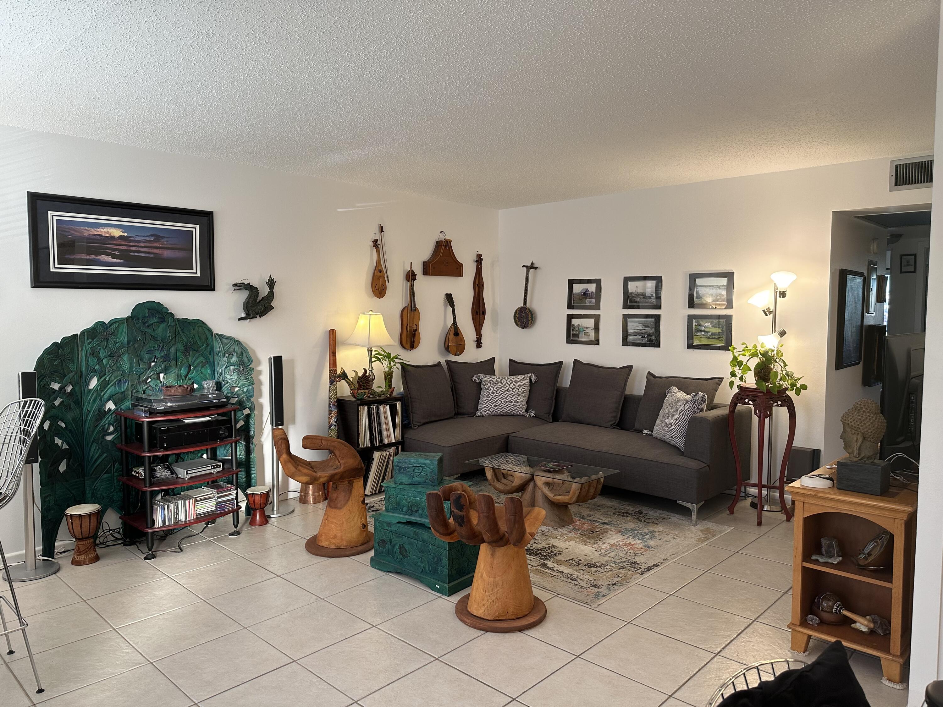 3030 Guildford East, Unit 3030 Boca Raton, FL 33434 - Photo 7 of 18 Living Room-1