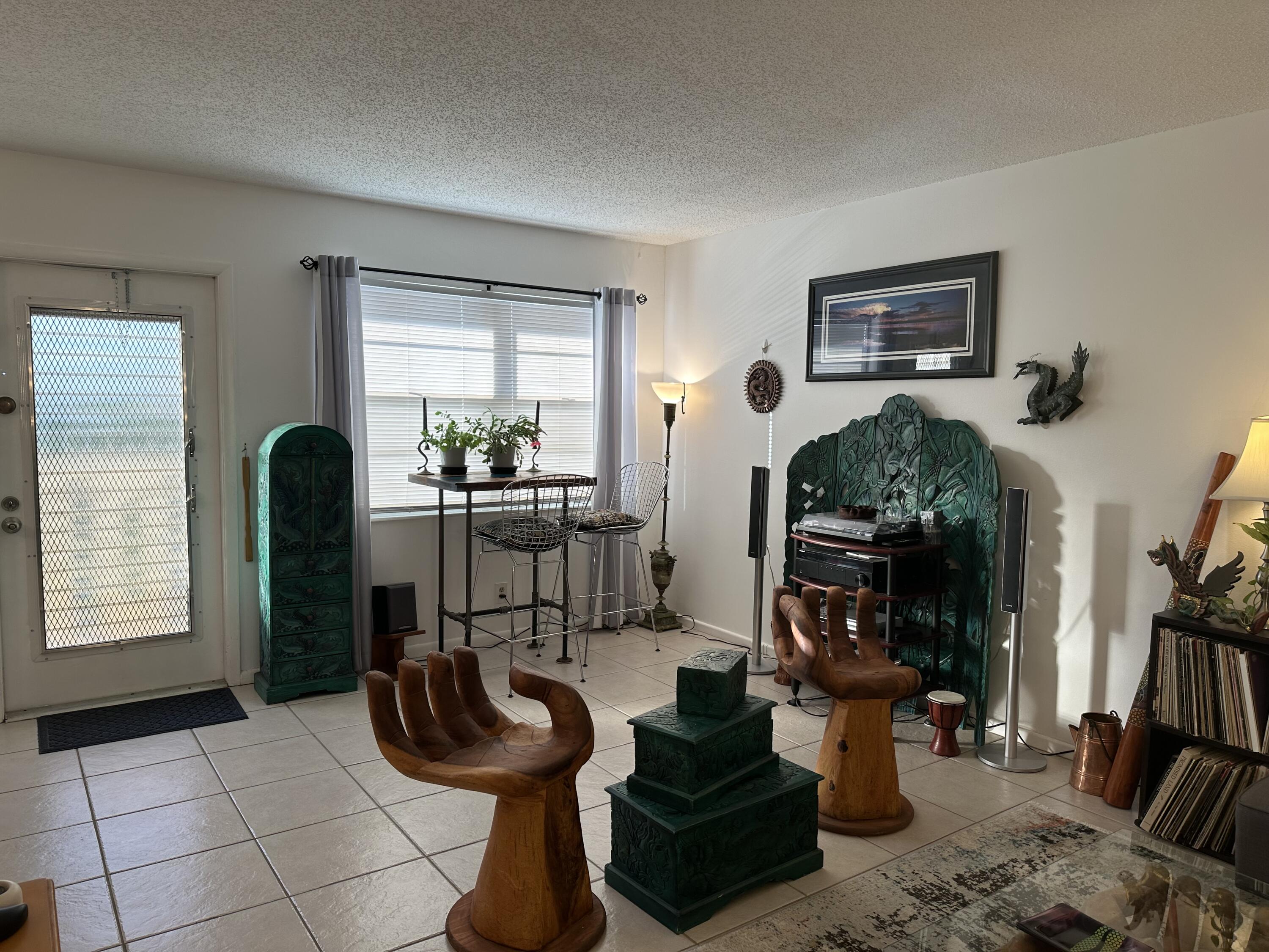 3030 Guildford East, Unit 3030 Boca Raton, FL 33434 - Photo 8 of 18 Living Room-2