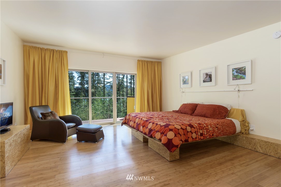 186 White Point Road San Juan Island, WA 98250 - Photo 13 of 25 Gallery Image 13