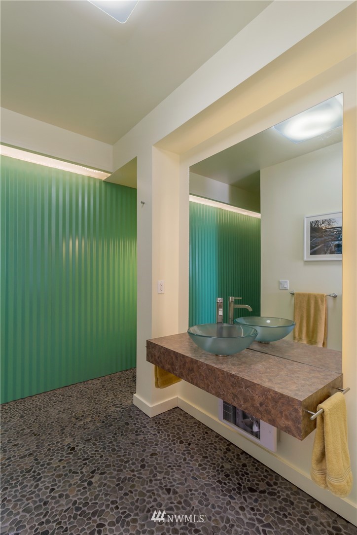 186 White Point Road San Juan Island, WA 98250 - Photo 17 of 25 Gallery Image 17