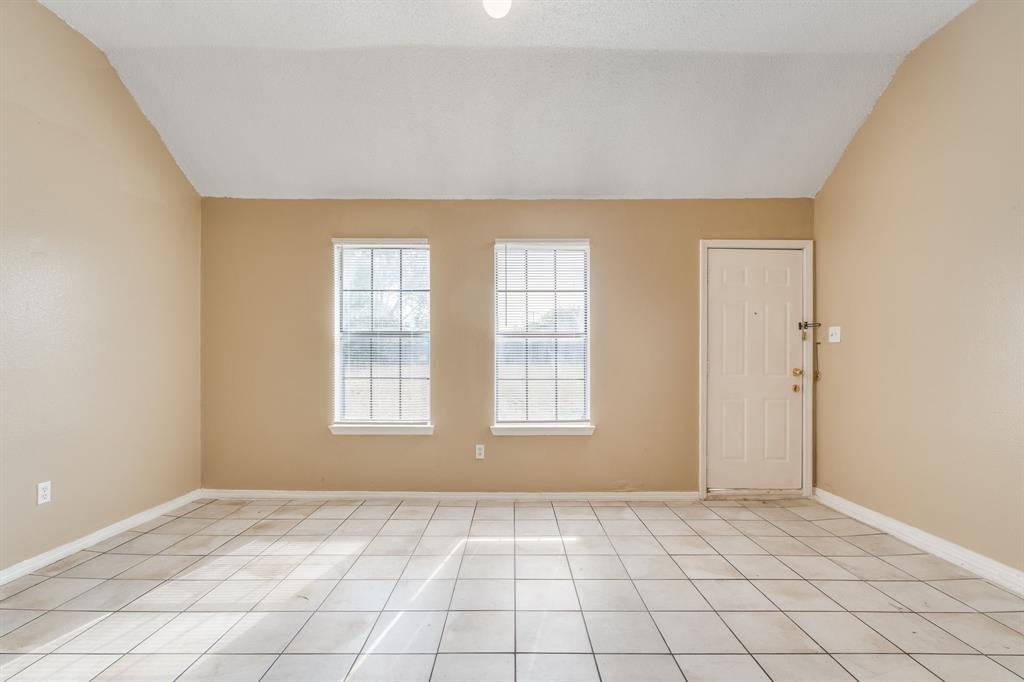 2516 Gerry Way Street Lancaster, TX 75134 - Photo 11 of 40