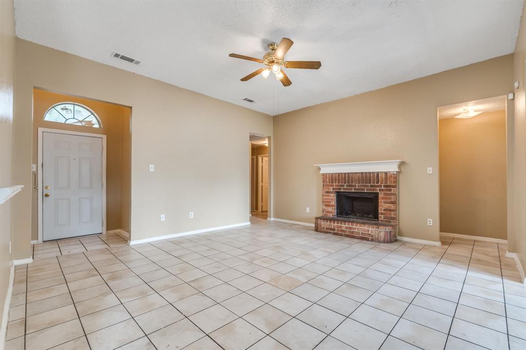 2516 Gerry Way Street Lancaster, TX 75134 - Photo 6 of 40