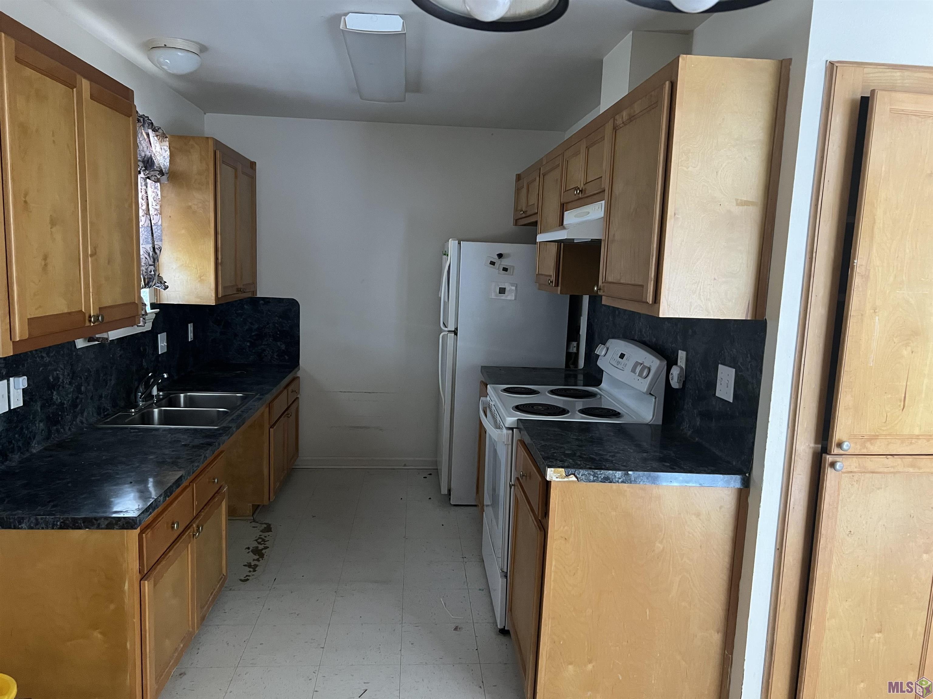 9343 Tea Rose Lane Baton Rouge, LA 70810 - Photo 4 of 9