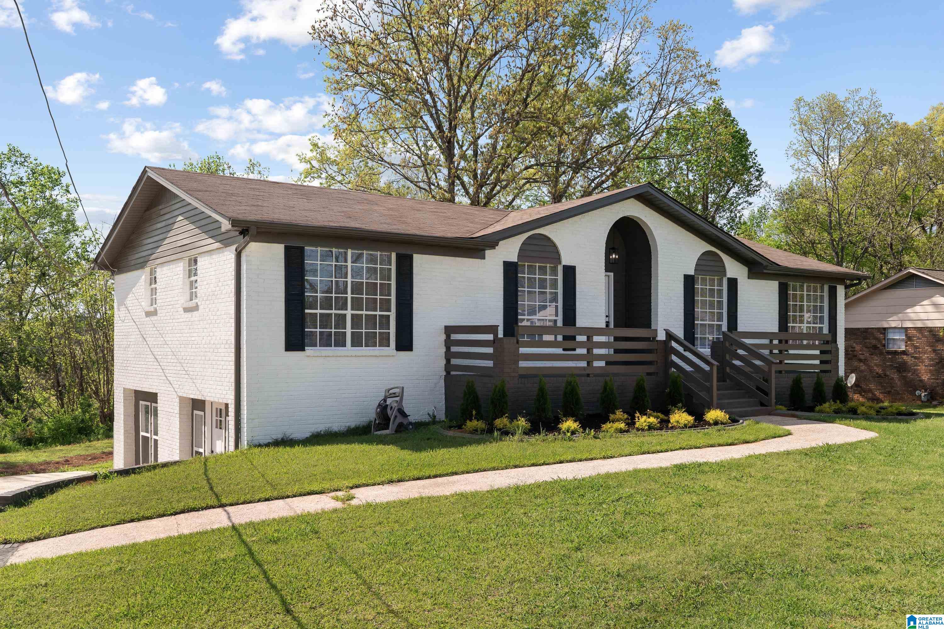 711 Hilltop Road Warrior, AL 35180 - Photo 1 of 51