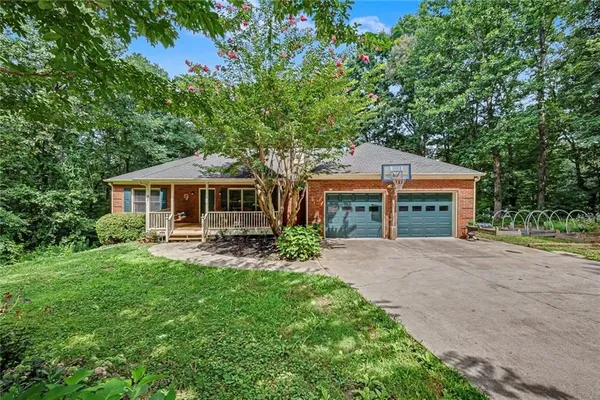 $660,000 | 2717 Upper Sweetwater Trail, White, GA 30184