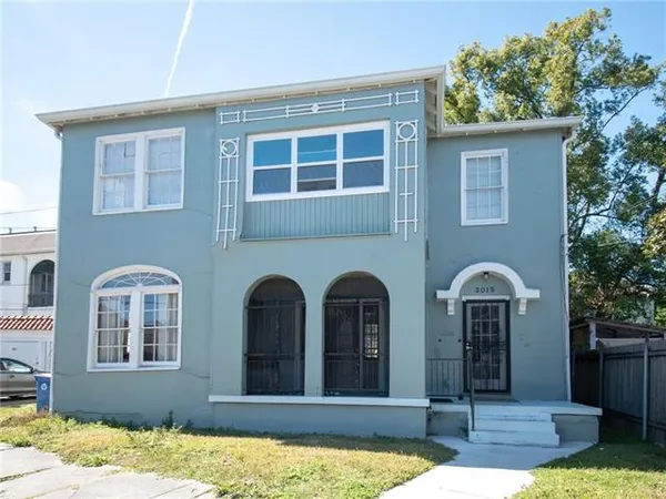 $1,700 | 2017 South Rendon Street, New Orleans, LA 70125
