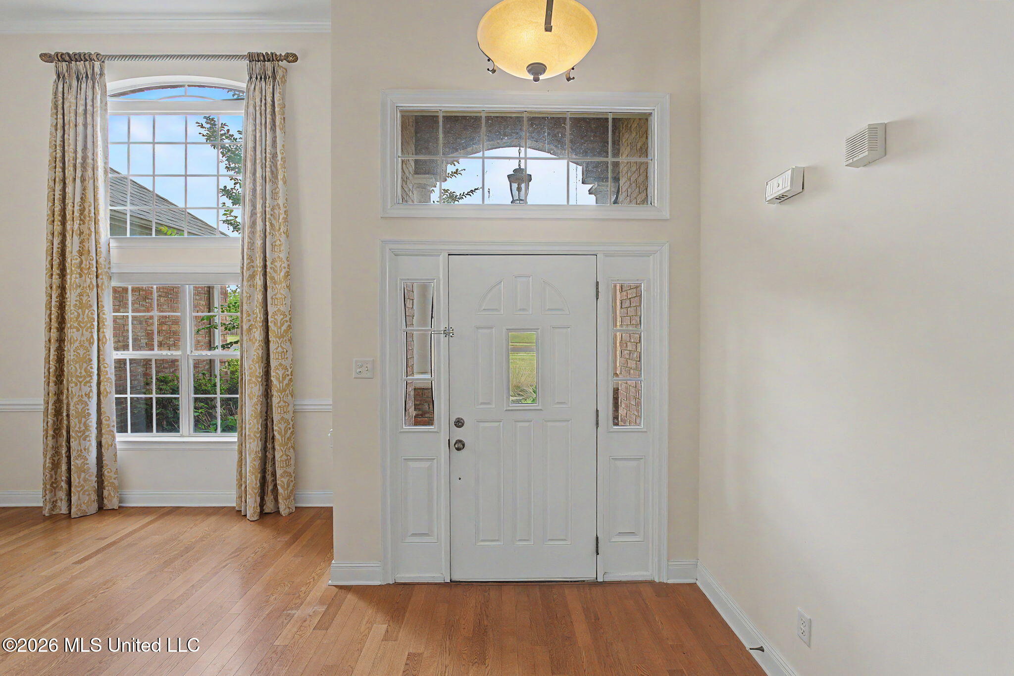 704 Shadow View Drive Hernando, MS 38632 - Photo 8 of 49 Entry!