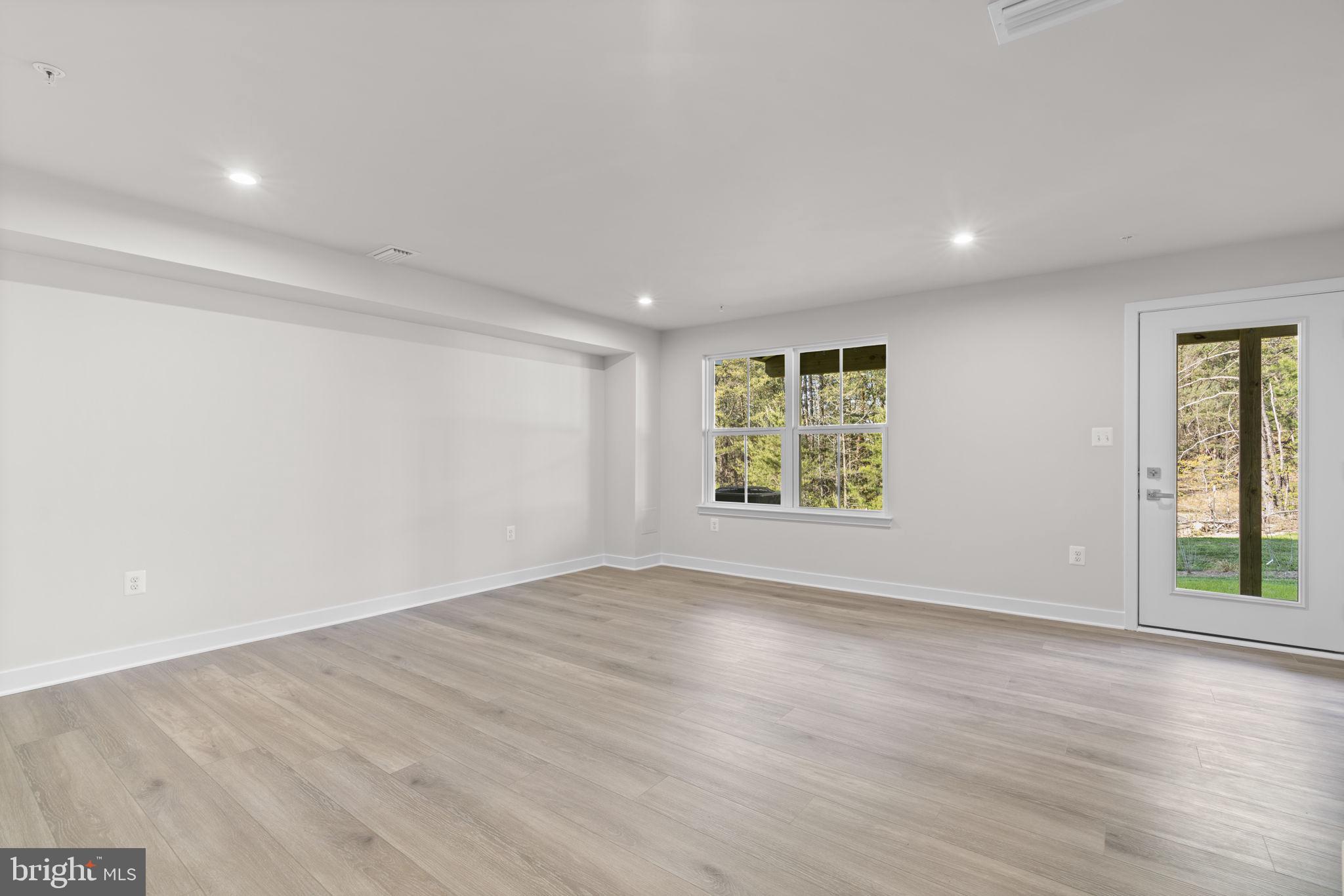 103 Spring Gate Lane Pasadena, MD 21122 - Photo 29 of 48