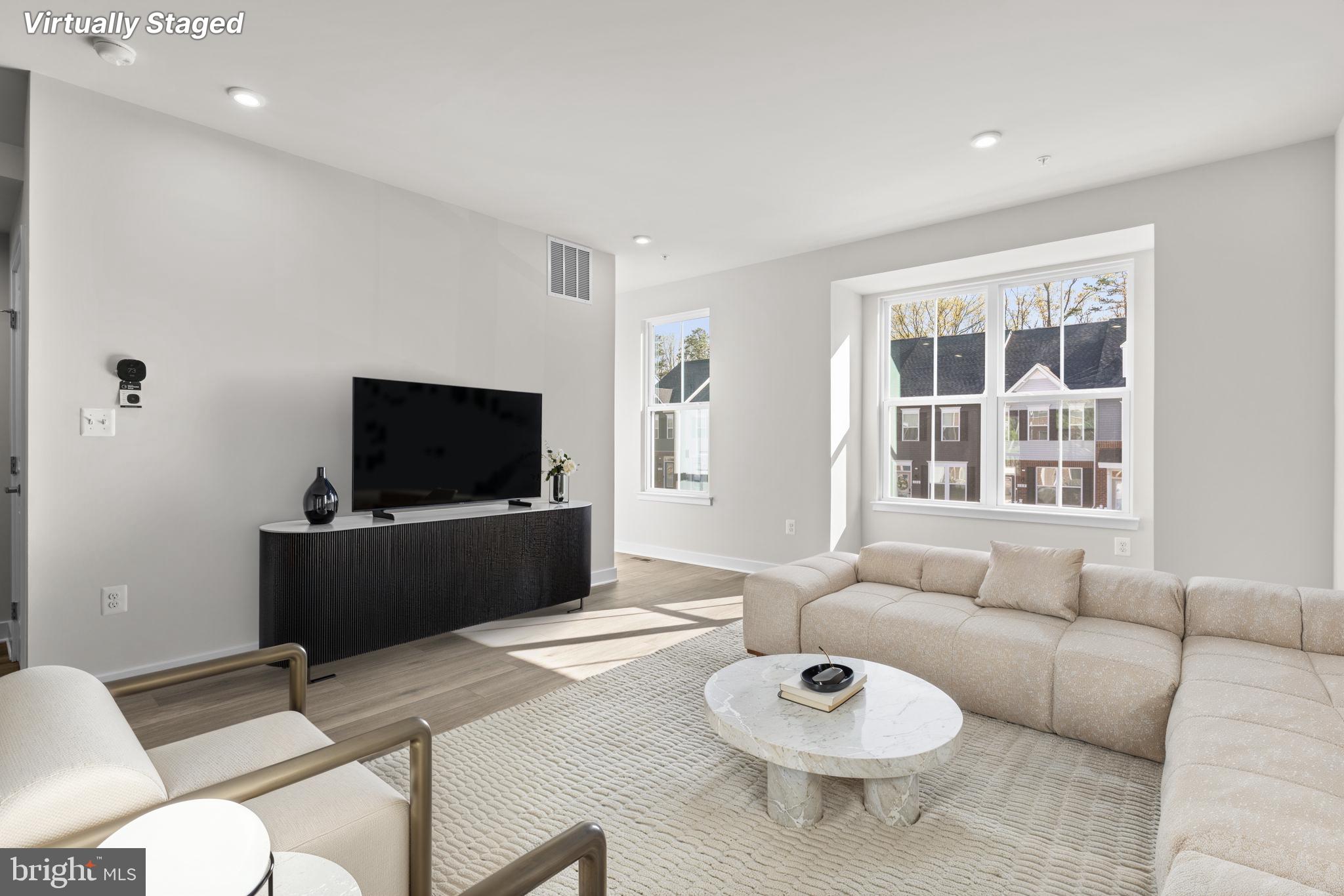 103 Spring Gate Lane Pasadena, MD 21122 - Photo 4 of 48