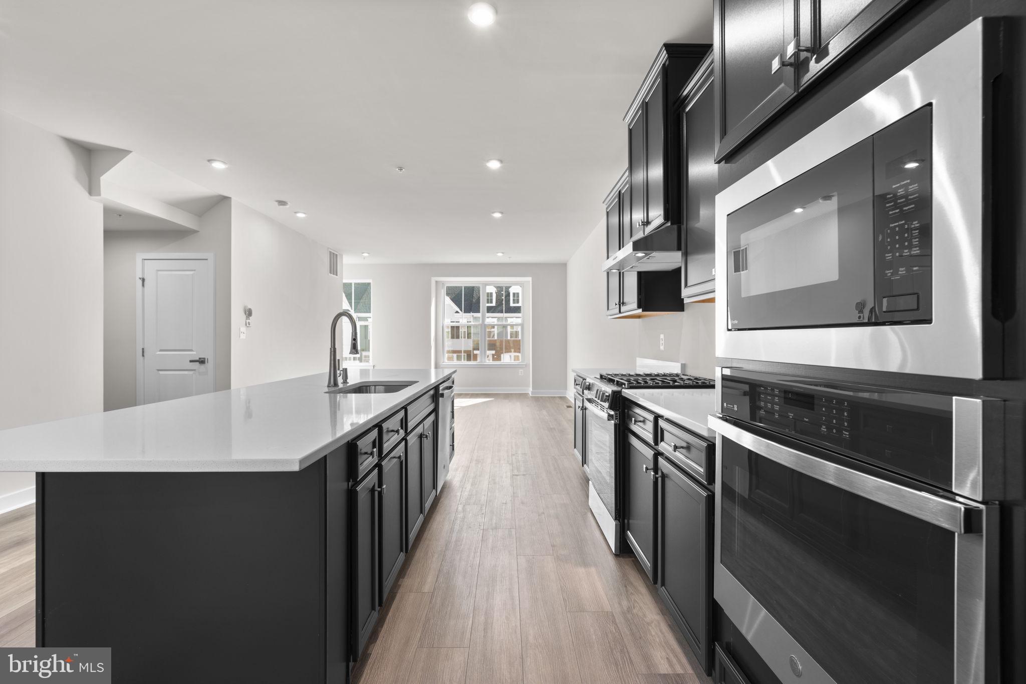 103 Spring Gate Lane Pasadena, MD 21122 - Photo 7 of 48