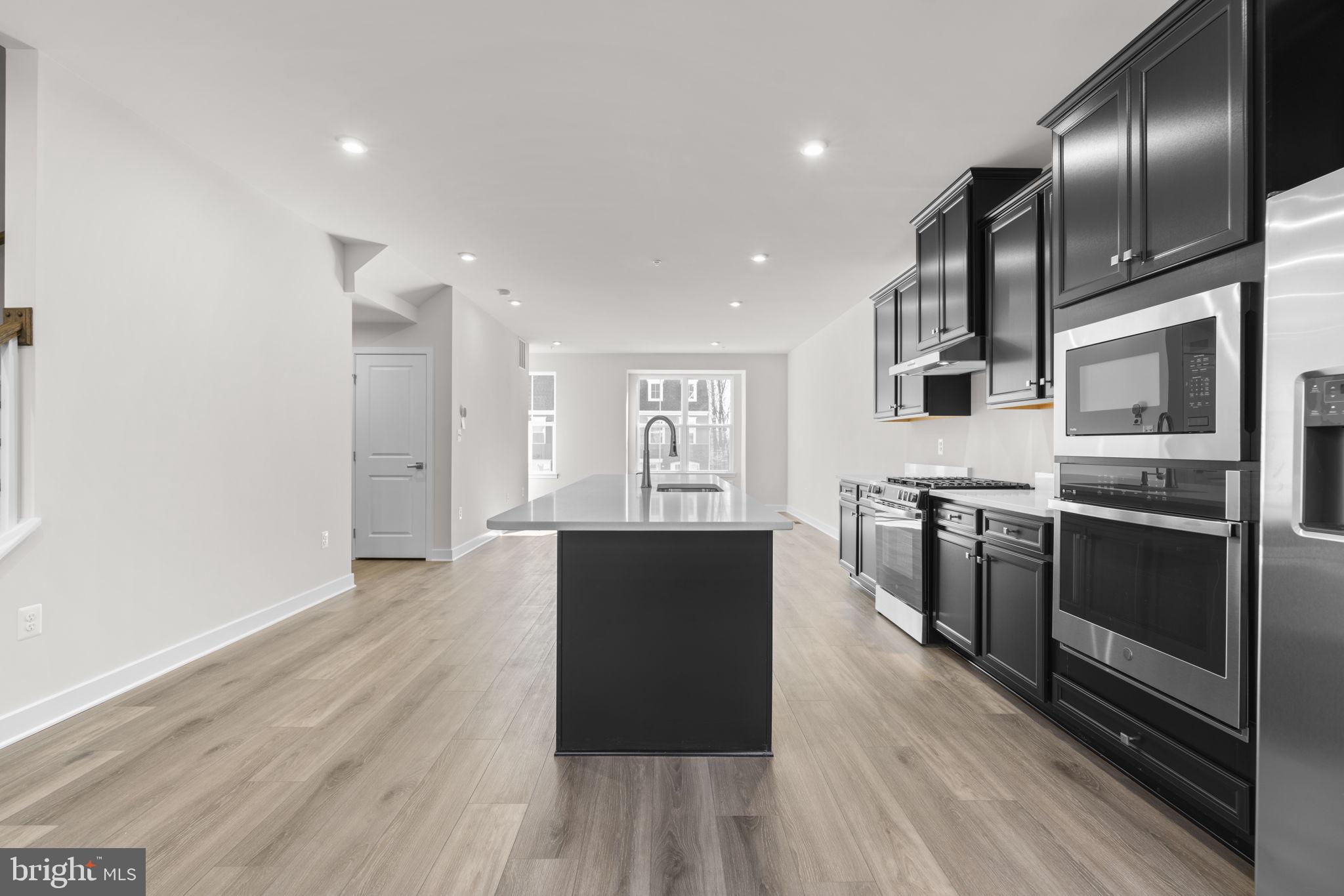 103 Spring Gate Lane Pasadena, MD 21122 - Photo 8 of 48