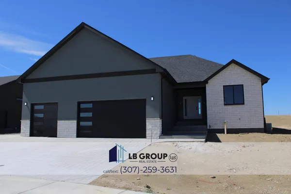$659,000 | 2724 Berkshire Way, Casper, WY 82609