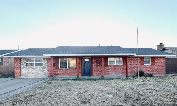 $177,000 | 504 Willow Avenue, Dumas, TX 79029