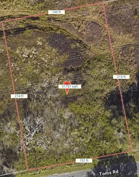 274 Toms Road DeBary, FL 32713 - Photo 2 of 3 a bathroom with a shower