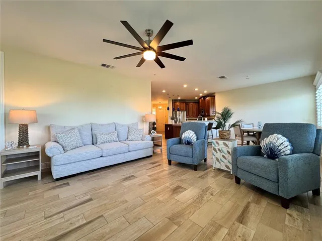 $2,900 | 7720 34th Avenue West, Unit 202, Bradenton, FL 34209