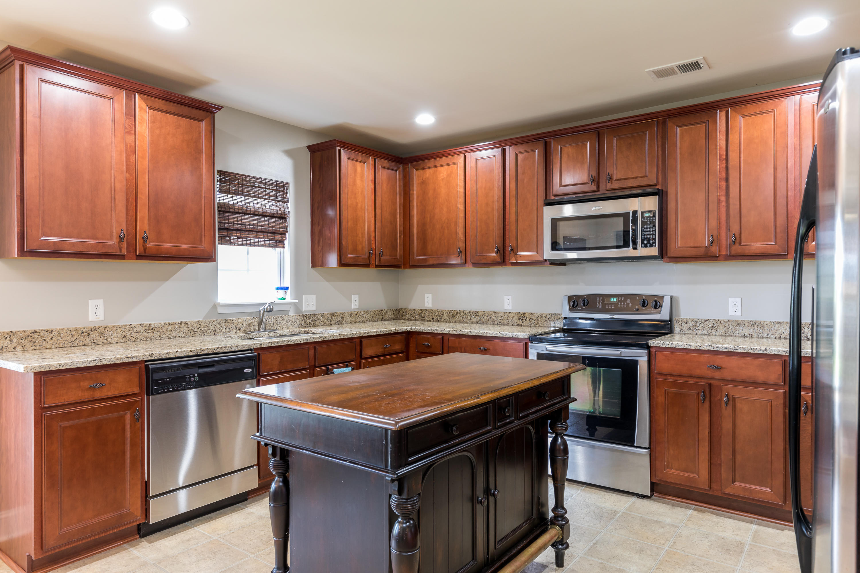 171 Decatur Drive Summerville, SC 29486 - Photo 14 of 48 20--FULL