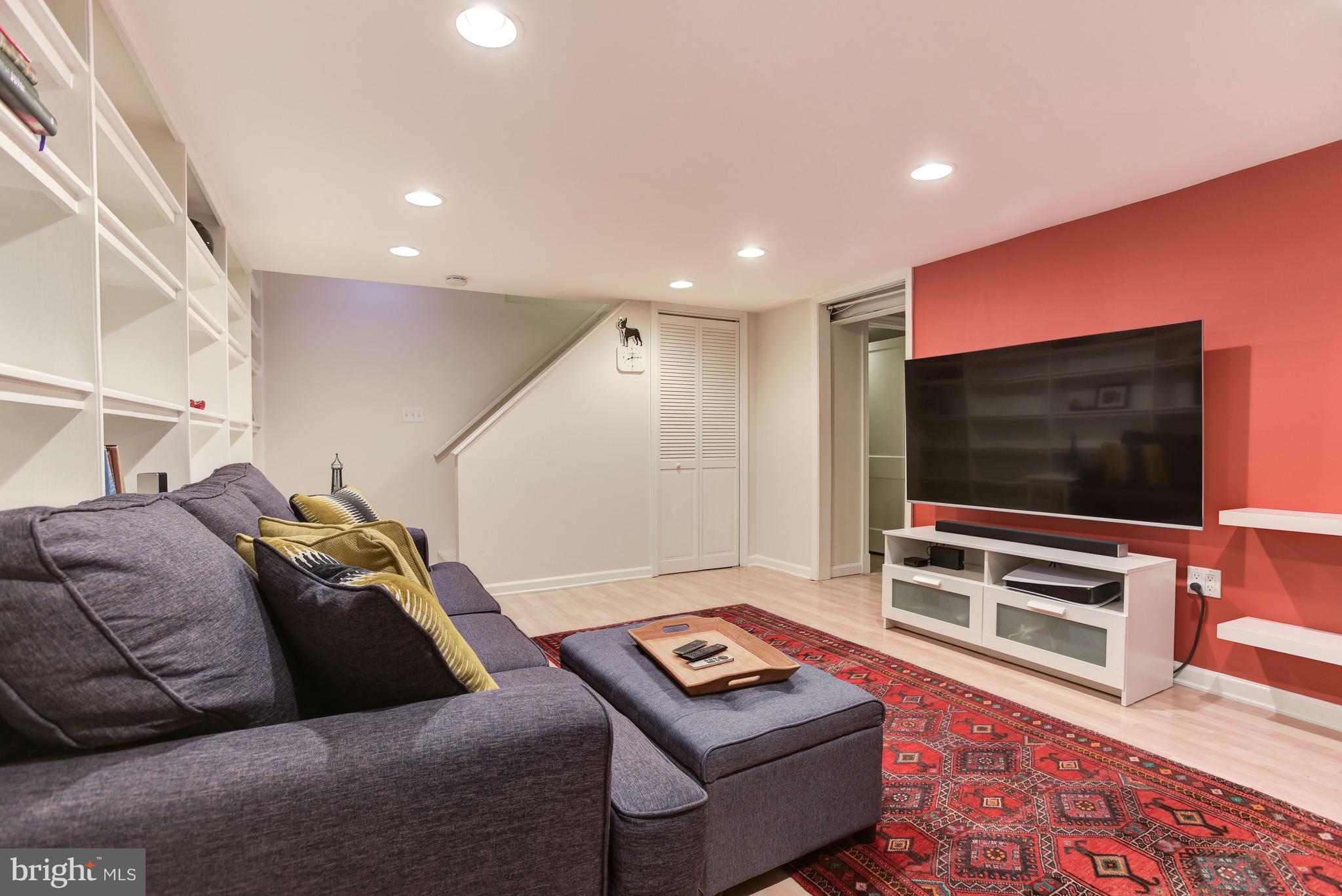 118 Normandy Drive Silver Spring, MD 20901 - Photo 25 of 37 Family Room