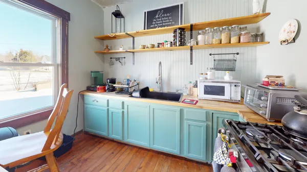 $185,000 | 486 Main Street, Lincoln, ME 04457