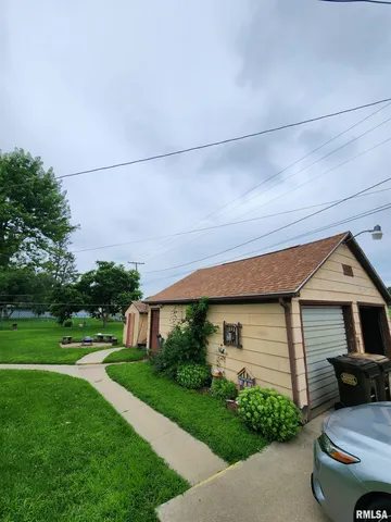$95,000 | 1329 14th Avenue, Fulton, IL 61252