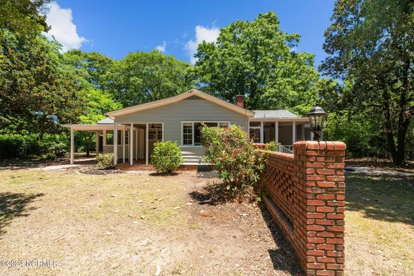 $310,000 | 521 South Main Street, Broadway, NC 27505