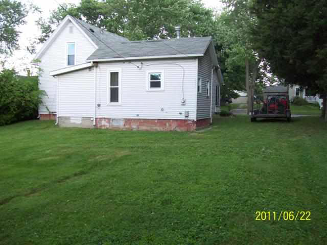 240 West Main Street Butler, IN 46721 - Photo 3 of 3