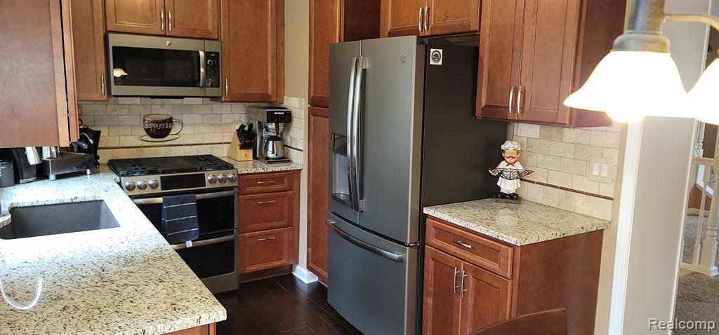 1520 Hidden Valley Lane Rochester Hills, MI 48306 - Photo 16 of 29
