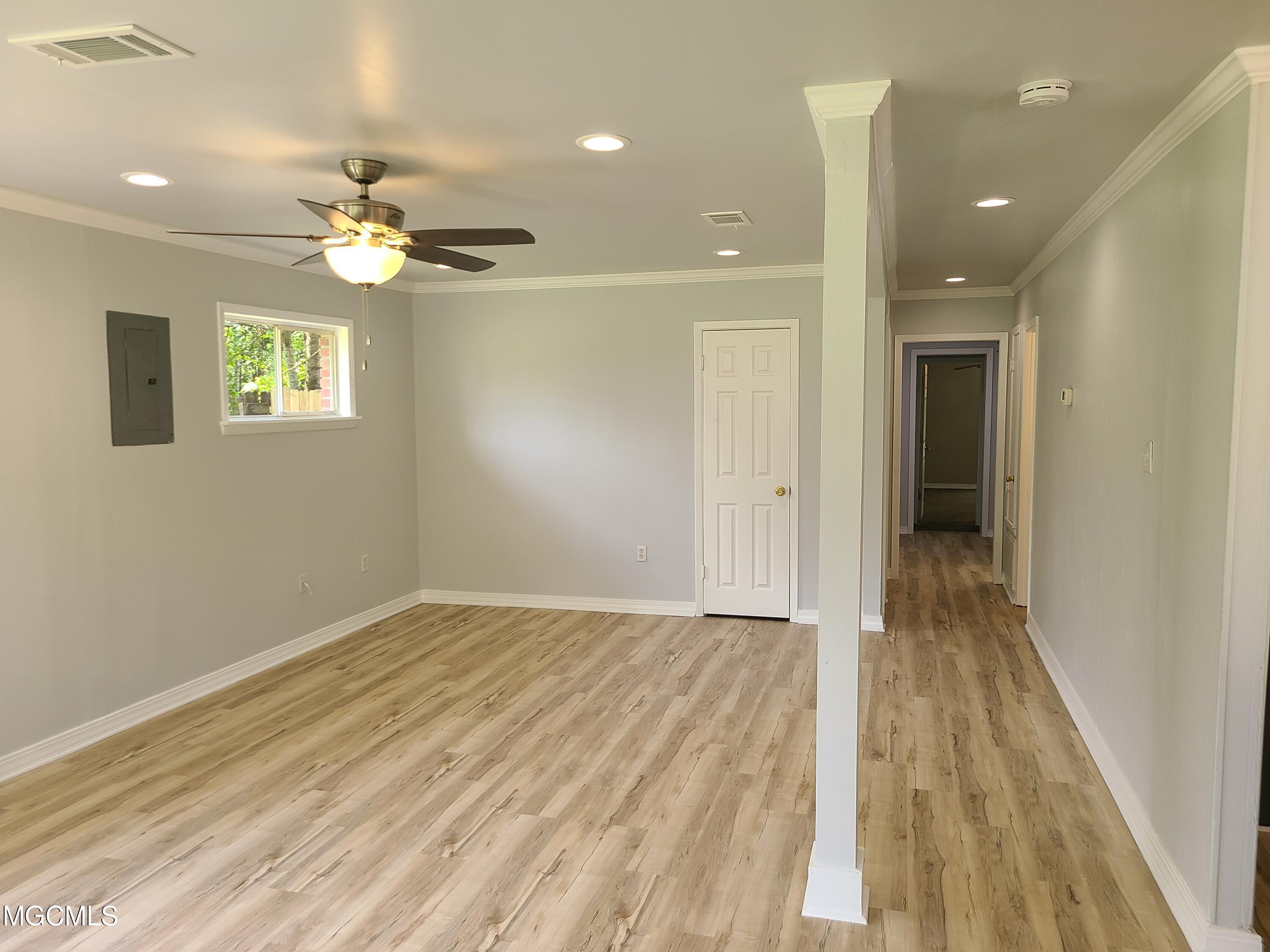 245 Reinike Road Long Beach, MS 39560 - Photo 3 of 25 Living Room