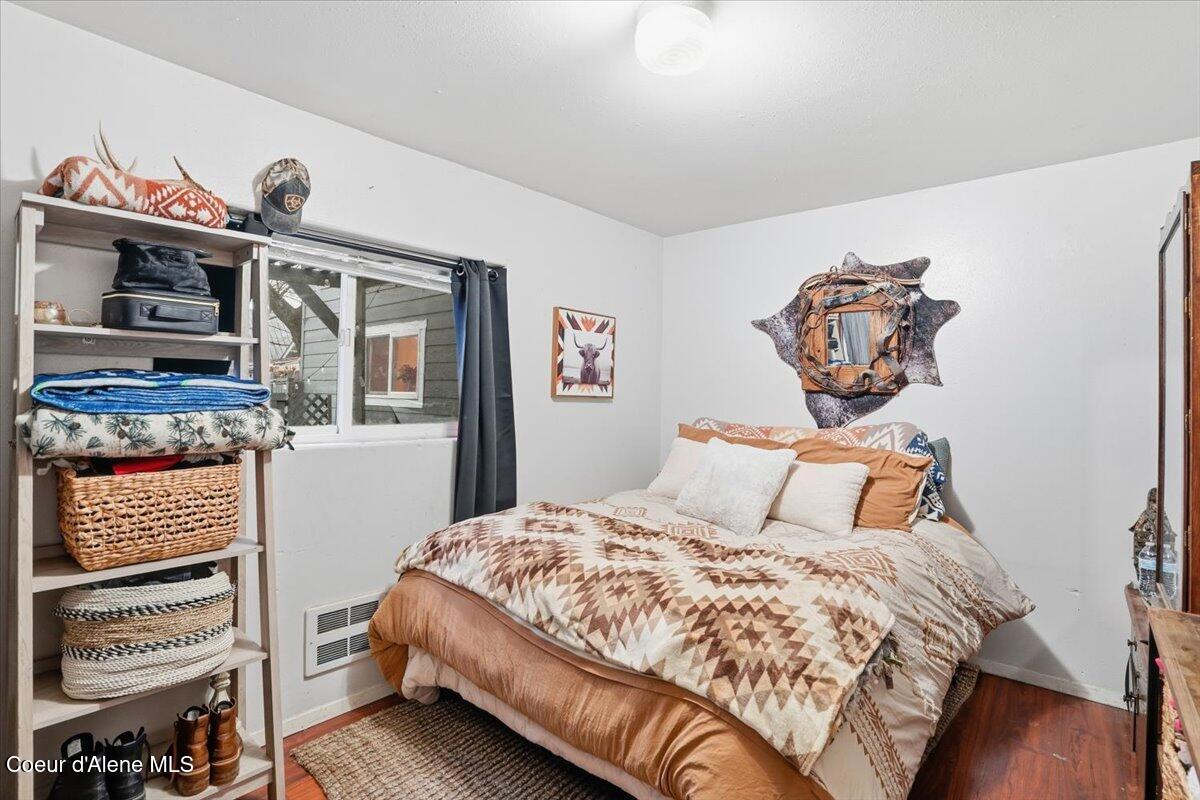 215 North Forest Avenue Sandpoint, ID 83864 - Photo 13 of 39 13-Bedroom 2