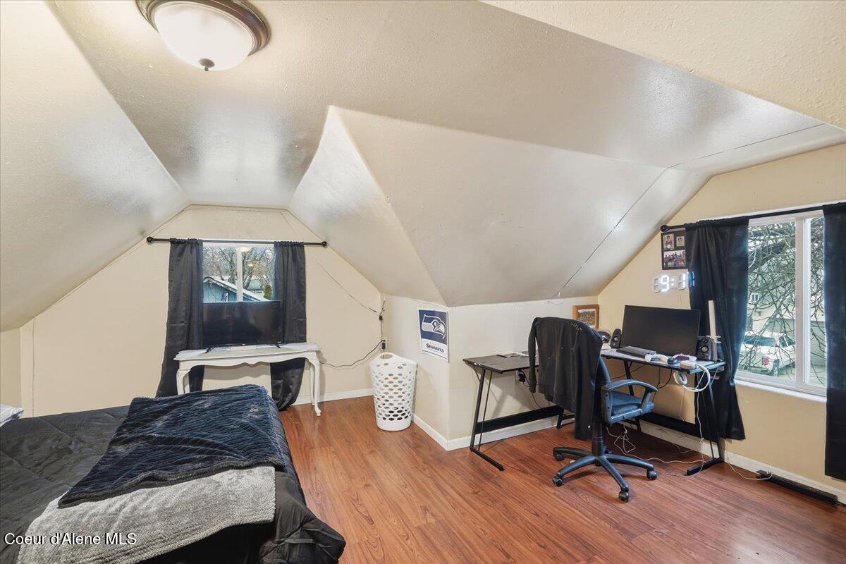 215 North Forest Avenue Sandpoint, ID 83864 - Photo 21 of 39 21-Primary Bedroom