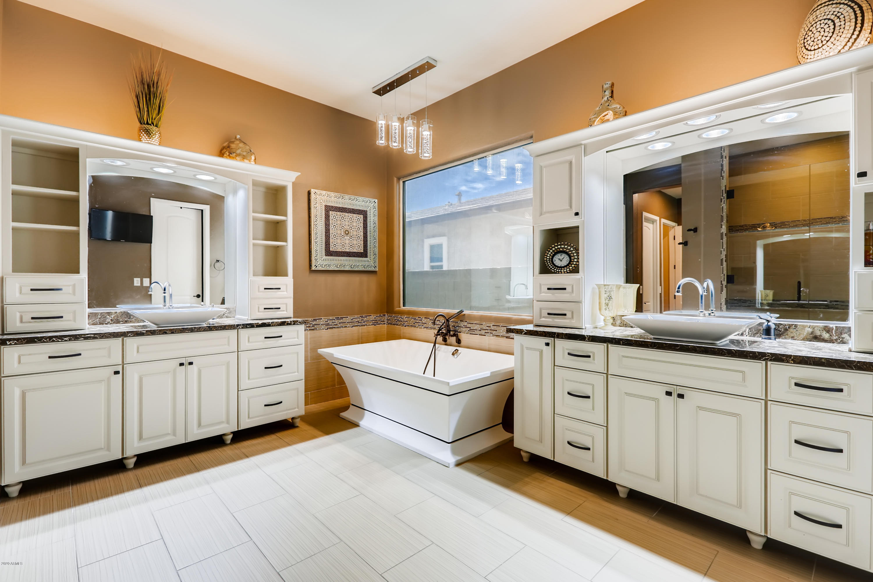 1606 West Red Bird Road Phoenix, AZ 85085 - Photo 1 of 31 1606 W Red Bird Rd Phoenix AZ-print-016-