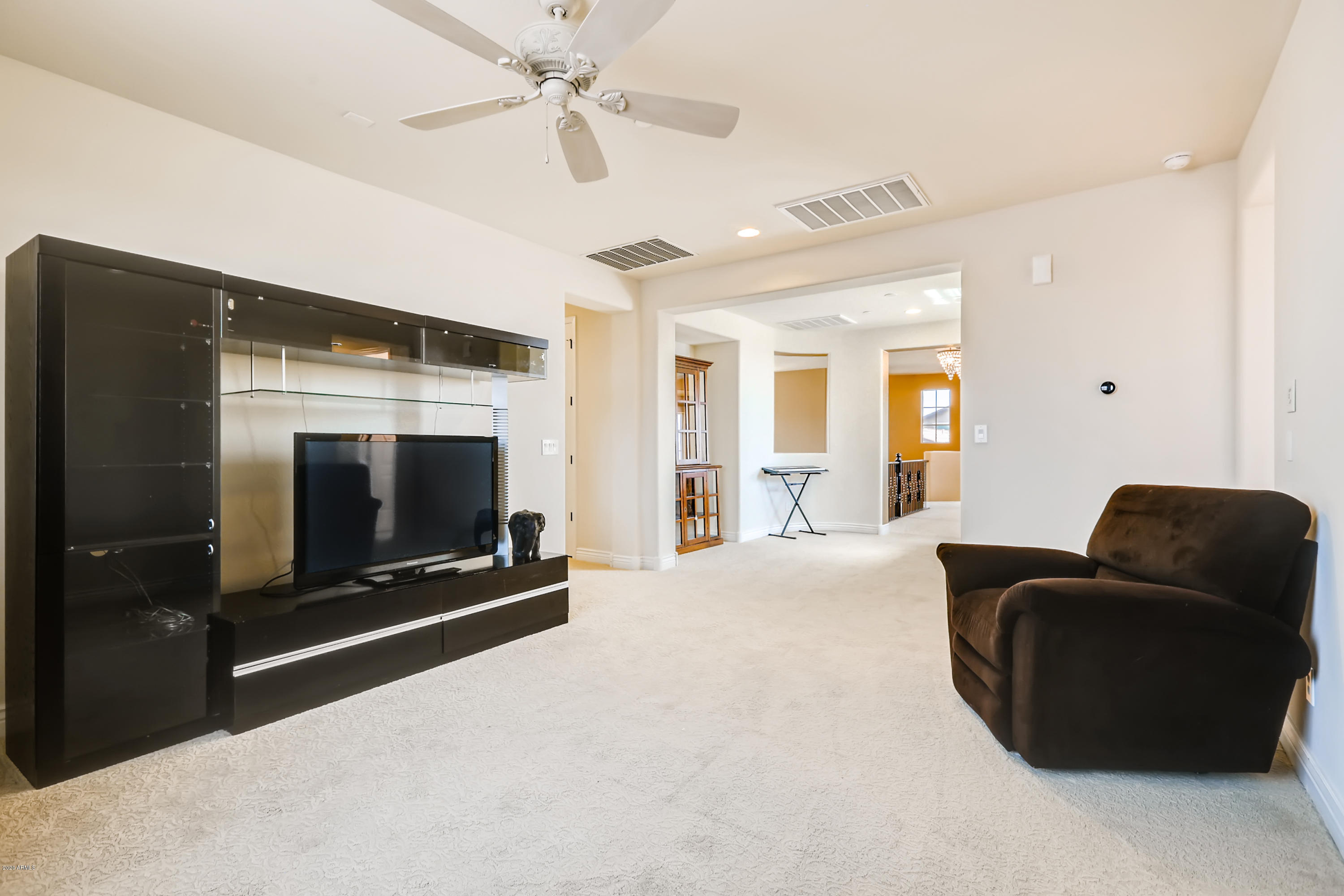 1606 West Red Bird Road Phoenix, AZ 85085 - Photo 20 of 31 1606 W Red Bird Rd Phoenix AZ-print-028-