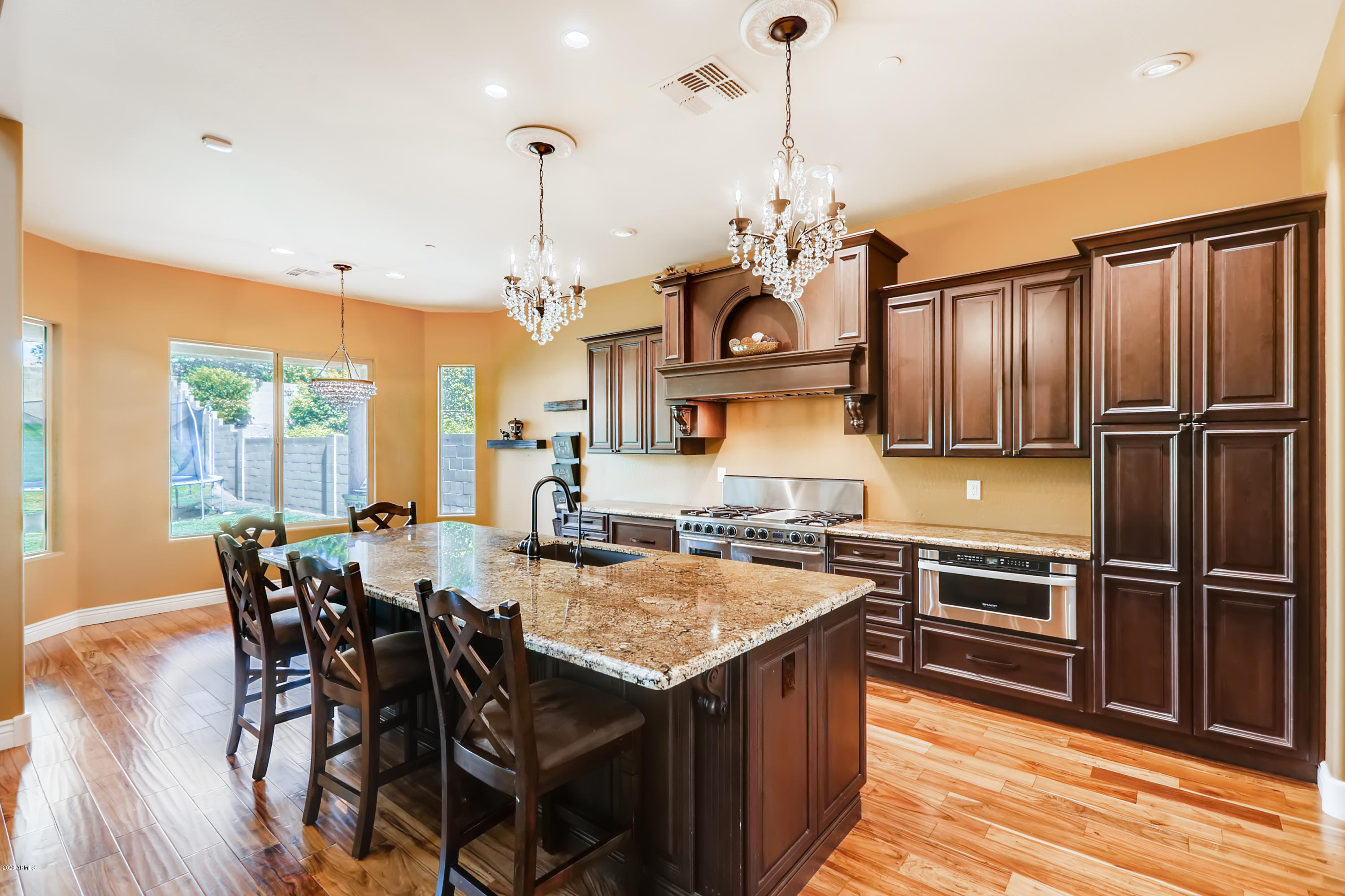 1606 West Red Bird Road Phoenix, AZ 85085 - Photo 2 of 31 1606 W Red Bird Rd Phoenix AZ-print-005-