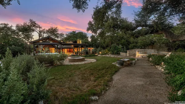 $1,175,000 | 1146 Victoria Avenue, Spring Branch, TX 78070