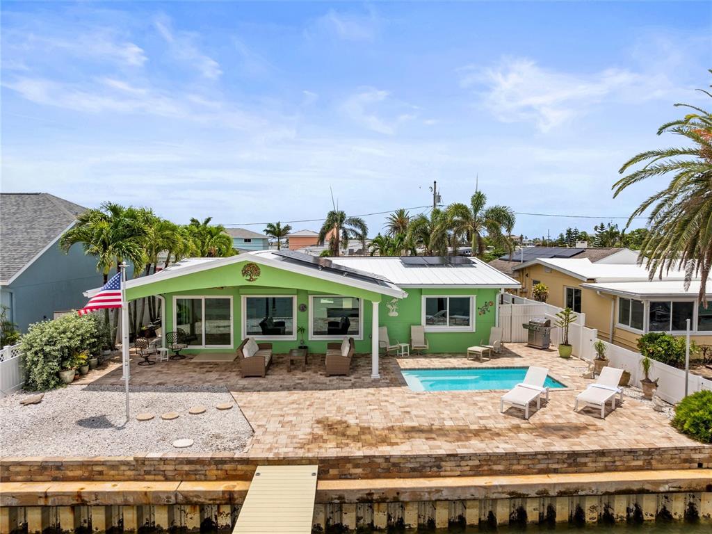 16129 4th Street East Redington Beach, FL 33708 - Photo 16 of 43 Gallery Image 16
