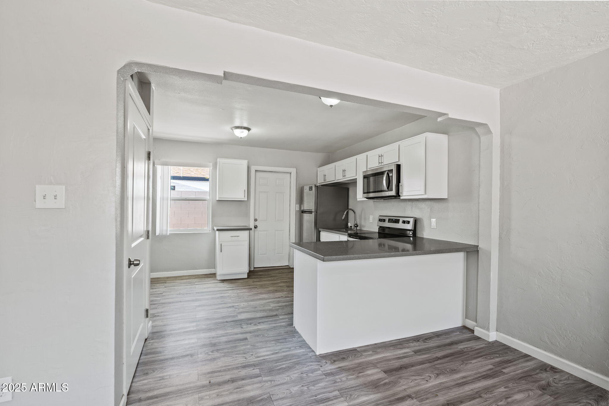 528 East Pierson Street, Unit 9 Phoenix, AZ 85012 - Photo 14 of 28 16-web-or-mls-Done-7